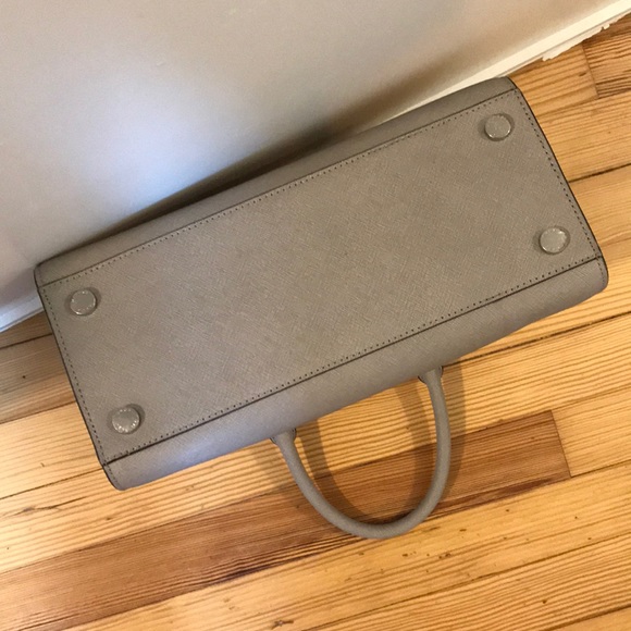 Like new Michael Kors light gray Selma tote - Picture 3 of 3